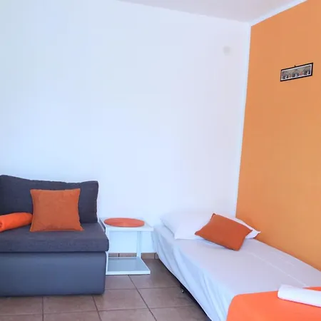 Dieneš Apartment *